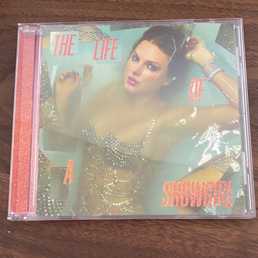 Taylor Swift Life of a Showgirl CD